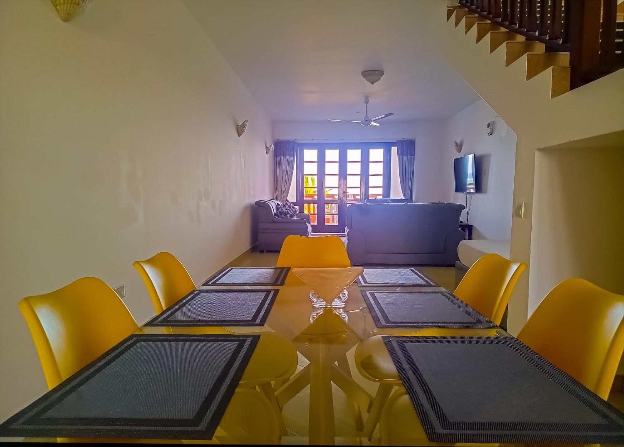 Ivory Beachfront Stays Mombasa Exterior photo